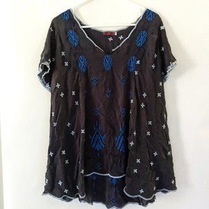 Johnny Was Swing Top XS with small tear at front